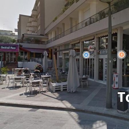 Movida Loft A Piazza Marconi Jesolo Lido - Spiaggia A 1 Minuto!!! Lido di Jesolo Kültér fotó